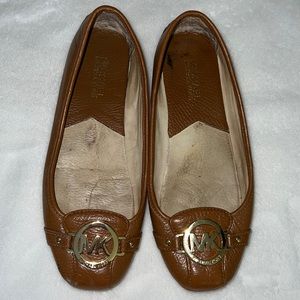Leather Micheal Kors flat shoes